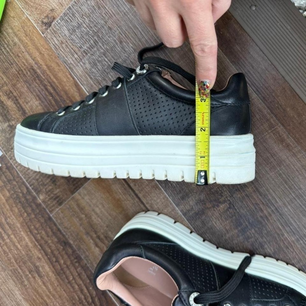 Linea Paolo Black Leather Platform Sneakers Rhinestone Eyelets Womens 6 - Picture 8 of 8